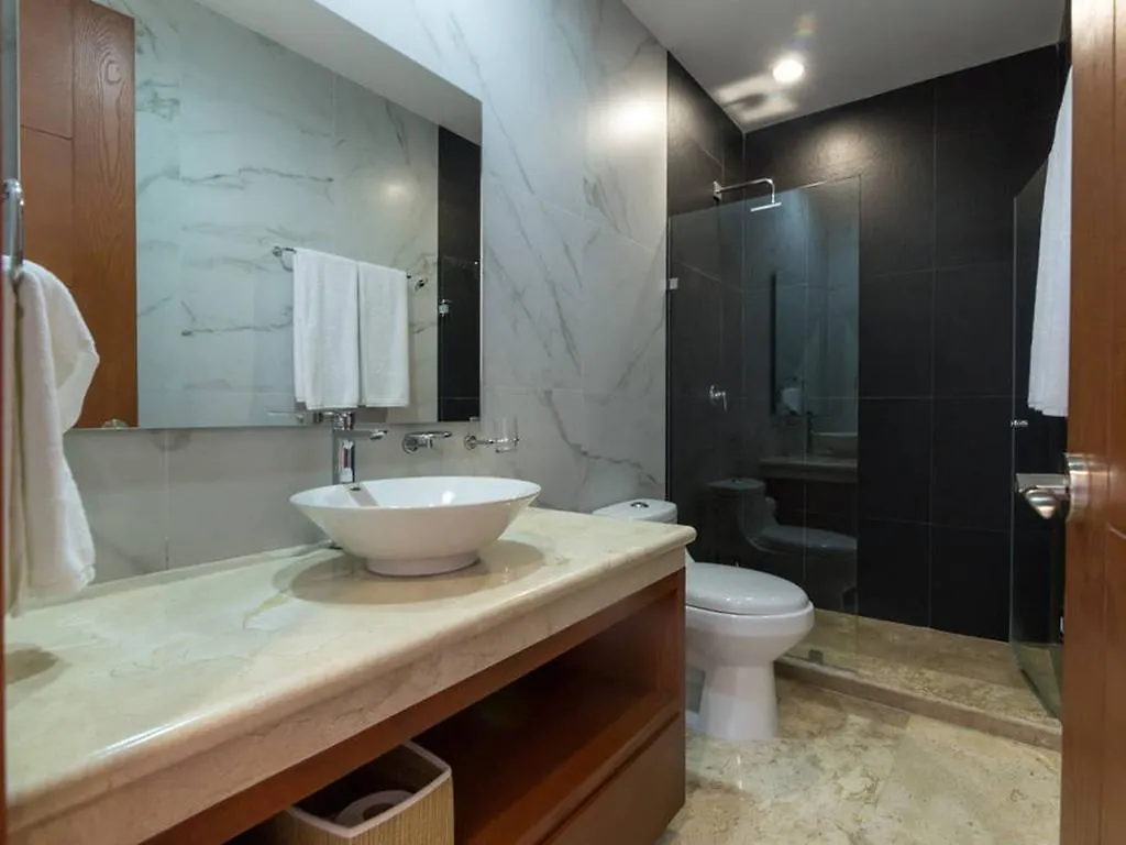 Meneses 205 By Coco Beach Hotel Playa del Carmen Apartment